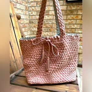Urban Expressions Pink Woven Tote